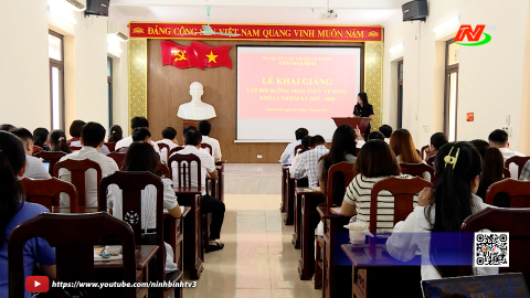 Khai giảng lớp bồi dưỡng nhận thức về Đảng
