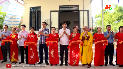 Kh&aacute;nh th&agrave;nh nh&agrave; "Ấm t&igrave;nh đo&agrave;n kết lương - gi&aacute;o" cho hộ ngh&egrave;o tại x&atilde; Lai Th&agrave;nh