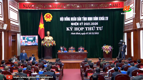 Chất vấn về hỗ trợ lao động tự do mất việc l&agrave;m do ảnh hưởng của dịch COVID-19