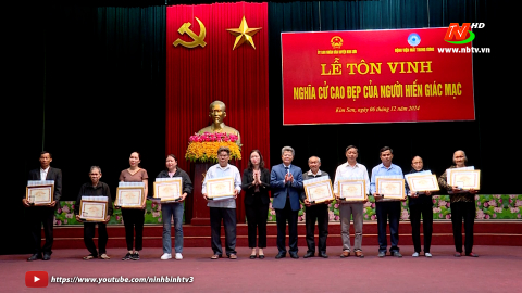 Kim Sơn: T&ocirc;n vinh nghĩa cử cao đẹp của người hiến gi&aacute;c mạc
