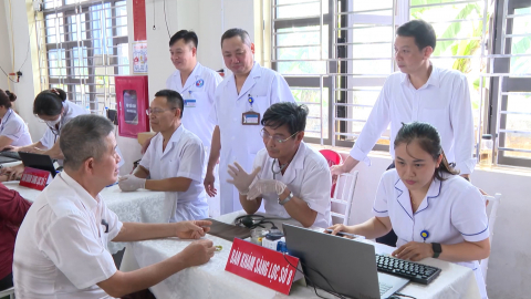 Ninh B&igrave;nh đổi mới chăm s&oacute;c sức khỏe từ cơ sở