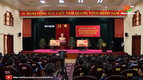Đưa c&ocirc;ng t&aacute;c x&acirc;y dựng, chỉnh đốn Đảng l&ecirc;n tầm cao mới
