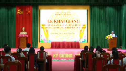 Khai giảng lớp trung cấp l&yacute; luận ch&iacute;nh trị, hệ kh&ocirc;ng tập trung