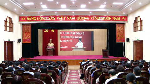 Tập huấn triển khai thủ tục h&agrave;nh ch&iacute;nh của Đảng tr&ecirc;n m&ocirc;i trường điện tử