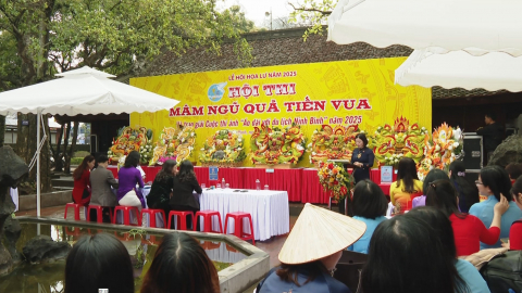 Hội thi "M&acirc;m ngũ quả tiến Vua"