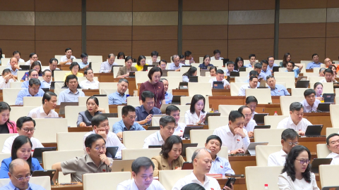 Quốc hội thảo luận về chủ trương đầu tư một số dự &aacute;n hạ tầng v&agrave; th&agrave;nh lập TP. Quảng Ninh, TP. Bắc Ninh