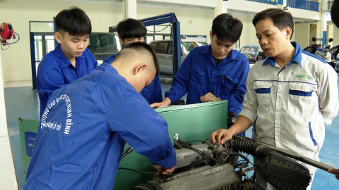 Nh&acirc;n lực chất lượng cao - Ch&igrave;a kh&oacute;a cho nhiệm kỳ mới