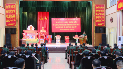 Trưng b&agrave;y b&agrave;i dự thi t&igrave;m hiểu truyền thống 80 năm Ng&agrave;y th&agrave;nh lập Qu&acirc;n đội nh&acirc;n d&acirc;n Việt Nam