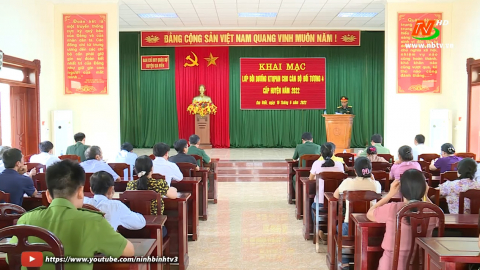 Gia Viễn bồi dưỡng kiến thức Quốc ph&ograve;ng v&agrave; an ninh cho c&aacute;n bộ đối tượng 4