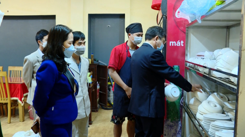 Kiểm tra ATTP dịp tết Nguy&ecirc;n đ&aacute;n Nh&acirc;m Dần 2022