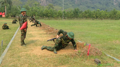 Từng bước trưởng th&agrave;nh trong m&ocirc;i trường qu&acirc;n ngũ