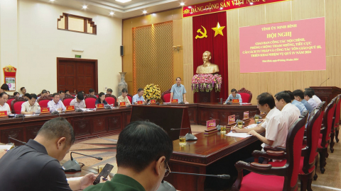 Triển khai nhiệm vụ c&ocirc;ng t&aacute;c nội ch&iacute;nh, ph&ograve;ng chống tham nhũng, ti&ecirc;u cực, cải c&aacute;ch tư ph&aacute;p v&agrave; c&ocirc;ng t&aacute;c t&ocirc;n gi&aacute;o qu&yacute; IV