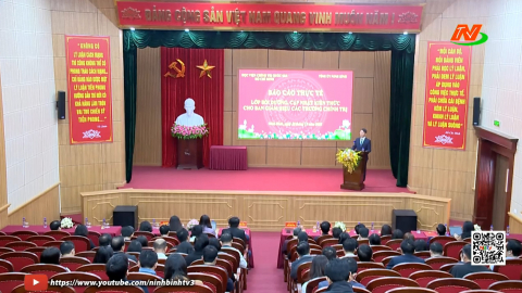 Bồi dưỡng, cập nhật kiến thức cho Ban Gi&aacute;m hiệu c&aacute;c trường ch&iacute;nh trị