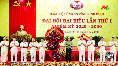 Đồng ch&iacute; Thứ trưởng Bộ C&ocirc;ng an Trần Quốc Tỏ dự Đại hội đại biểu Đảng bộ C&ocirc;ng an tỉnh nhiệm kỳ 2025-2030