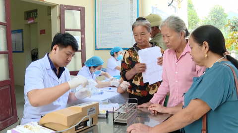 Chăm s&oacute;c sức khỏe cộng đồng v&igrave; hạnh ph&uacute;c nh&acirc;n d&acirc;n