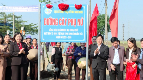Kh&aacute;nh th&agrave;nh c&ocirc;ng tr&igrave;nh " Đường c&acirc;y phụ nữ "