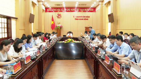 UBND tỉnh th&ocirc;ng qua c&aacute;c nội dung tr&igrave;nh tại Kỳ họp thứ 2, HĐND tỉnh kh&oacute;a XVI