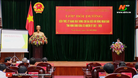 Ng&agrave;y l&agrave;m việc thứ 2 lớp bồi dưỡng kiến thức, kỹ năng hoạt động cho đại biểu HĐND tỉnh