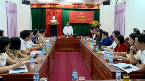 Hội nghị phản biện x&atilde; hội