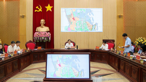 Hội nghị Ban Chấp h&agrave;nh Đảng bộ tỉnh Ninh B&igrave;nh mở rộng