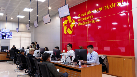 Gia Viễn đẩy mạnh giải quyết thủ tục h&agrave;nh ch&iacute;nh tr&ecirc;n m&ocirc;i trường điện tử