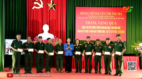 Thăm, tặng qu&agrave; nh&acirc;n kỷ niệm 78 năm ng&agrave;y Thương binh, liệt sỹ tại Trung t&acirc;m Điều dưỡng Thương binh Nho Quan