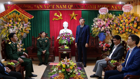 Đồng ch&iacute; B&iacute; thư Tỉnh ủy thăm, ch&uacute;c mừng Hội Cựu chiến binh tỉnh nh&acirc;n ng&agrave;y truyền thống