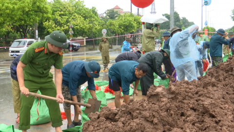 C&aacute;c địa phương chủ động ứng ph&oacute; với mưa lớn, ngập &uacute;ng