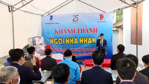 Kh&aacute;nh th&agrave;nh ng&ocirc;i nh&agrave; nh&acirc;n &aacute;i