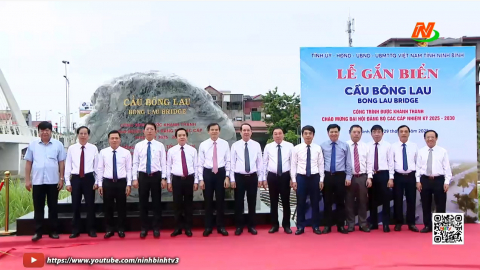 Lễ gắn biển cầu B&ocirc;ng Lau, Đại lộ Hoa Lư