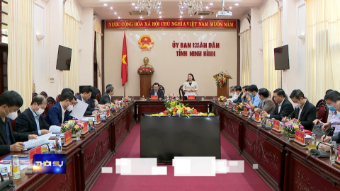 Đo&agrave;n c&ocirc;ng t&aacute;c của Bộ trưởng Bộ X&acirc;y dựng l&agrave;m việc tại Ninh B&igrave;nh
