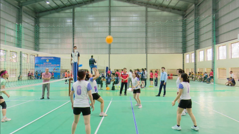 Khai mạc Giải B&oacute;ng chuyền hơi nữ v&agrave; B&oacute;ng chuyền nam tỉnh Ninh B&igrave;nh năm 2025
