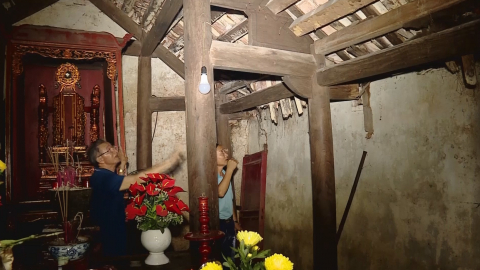 Bảo vệ di t&iacute;ch trước mưa b&atilde;o