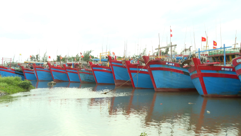Chủ động ph&ograve;ng, chống, ứng ph&oacute; với b&atilde;o số 10