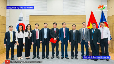 Đồng ch&iacute; B&iacute; thư Tỉnh ủy Đo&agrave;n Minh Huấn thăm, l&agrave;m việc tại H&agrave;n Quốc