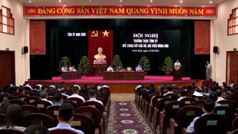 Thường trực tỉnh ủy đối thoại với c&aacute;n bộ, hội vi&ecirc;n n&ocirc;ng d&acirc;n