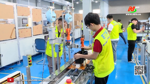 Cần sớm đưa Nghị quyết 68 của Bộ Ch&iacute;nh trị v&agrave;o cuộc sống
