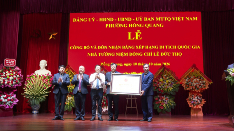 Lễ đ&oacute;n nhận Bằng xếp hạng di t&iacute;ch quốc gia Nh&agrave; tưởng niệm đồng ch&iacute; L&ecirc; Đức Thọ