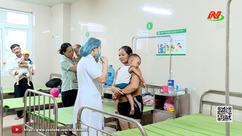 Chủ động ph&ograve;ng, chống bệnh tay ch&acirc;n miệng ở trẻ nhỏ
