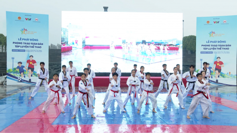 Lễ ph&aacute;t động &ldquo;Mỗi người d&acirc;n lựa chọn &iacute;t nhất một m&ocirc;n thể thao ph&ugrave; hợp để tập luyện thường xuy&ecirc;n&rdquo;