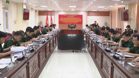 Đẩy mạnh thực hiện quy chế d&acirc;n chủ cơ sở trong lực lượng vũ trang tỉnh