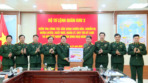 Qu&acirc;n khu 3 kiểm tra c&ocirc;ng t&aacute;c sẵn s&agrave;ng chiến đấu v&agrave; ch&uacute;c tết Bộ CHQS tỉnh