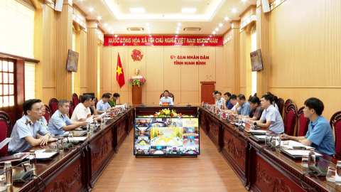 Sơ kết c&ocirc;ng t&aacute;c đấu tranh ph&ograve;ng, chống bu&ocirc;n lậu, gian lận thương mại