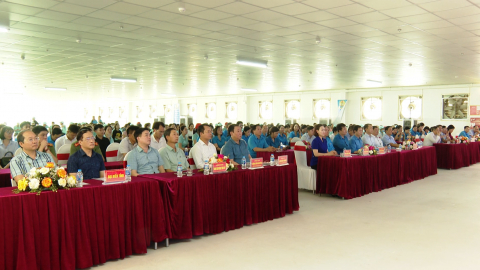 Ph&aacute;t động Th&aacute;ng C&ocirc;ng nh&acirc;n v&agrave; Th&aacute;ng h&agrave;nh động về an to&agrave;n, vệ sinh lao động 