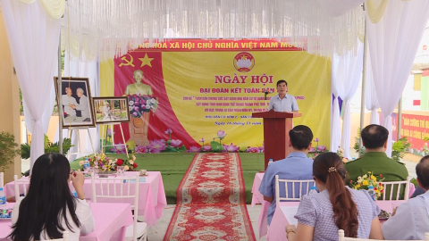 Ng&agrave;y hội đại đo&agrave;n kết to&agrave;n d&acirc;n tộc tại x&oacute;m 2, V&acirc;n Tiến, x&atilde; Kh&aacute;nh V&acirc;n