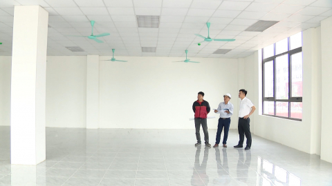 Trường Đại học Hoa Lư - C&ocirc;ng tr&igrave;nh ch&agrave;o mừng Đại hội Đảng to&agrave;n quốc lần thứ XIV