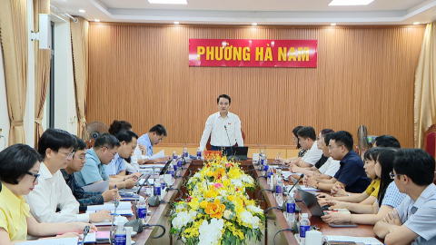Khảo s&aacute;t nhiệm vụ ph&aacute;t triển KT-XH tại phường H&agrave; Nam