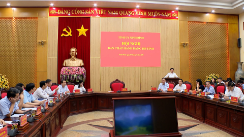 Hội nghị Ban Chấp h&agrave;nh Đảng bộ tỉnh