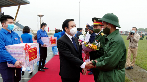  Huyện Y&ecirc;n Kh&aacute;nh tổ chức lễ giao nhận qu&acirc;n năm 2022