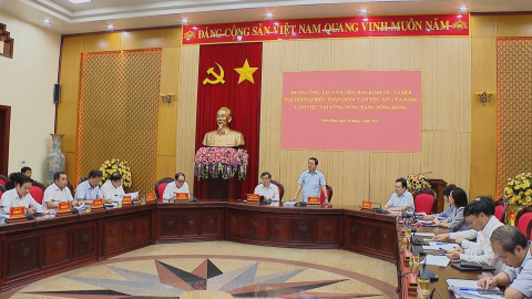 Tiểu ban KT-XH Đại hội XIV của Đảng l&agrave;m việc với c&aacute;c địa phương v&ugrave;ng đồng bằng s&ocirc;ng Hồng